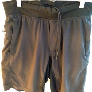 Men's lulu Breathe Short w/ linear